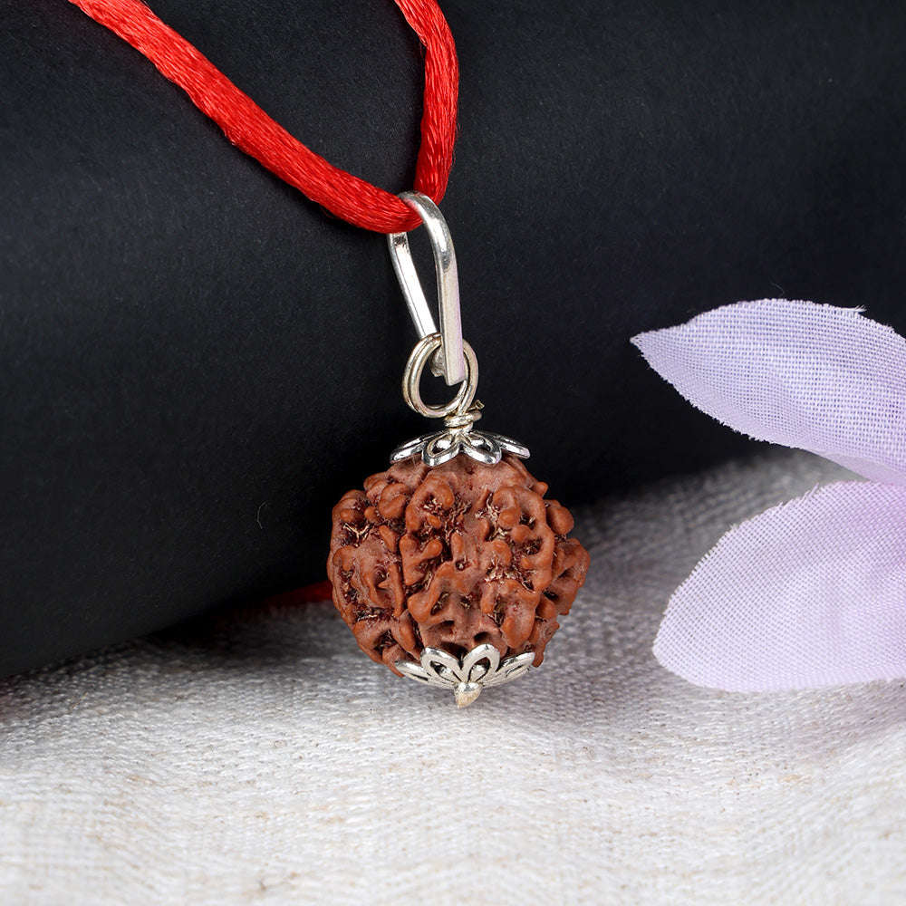 5 Mukhi Rudraksha Pendant with Design Silver Cap (with Hook)