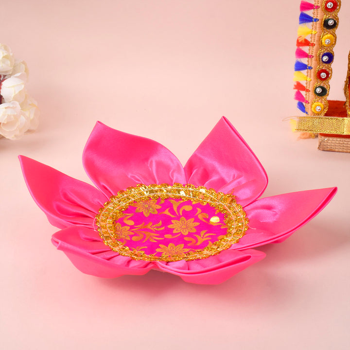 Sacred satin Kamal Asan with lotus design and golden lace border for pooja and meditation. Indiaβs Largest Pooja Accessories Brand - www.satvikstore.in