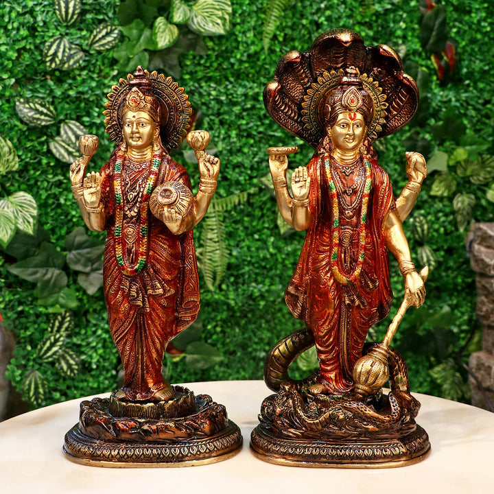 Large Brass Idol of Graceful Brass Laxmi Narayan Idol generally symbolizes the union of mind and soul. It also helps in maintaining the cordial relationship between husband and wife. Couples who keep Vishnu  Parivaar in their home are blessed with Lord Vishnu and Goddess Lakshmi. This Brass Vishnu Parivaar is a must in every home.