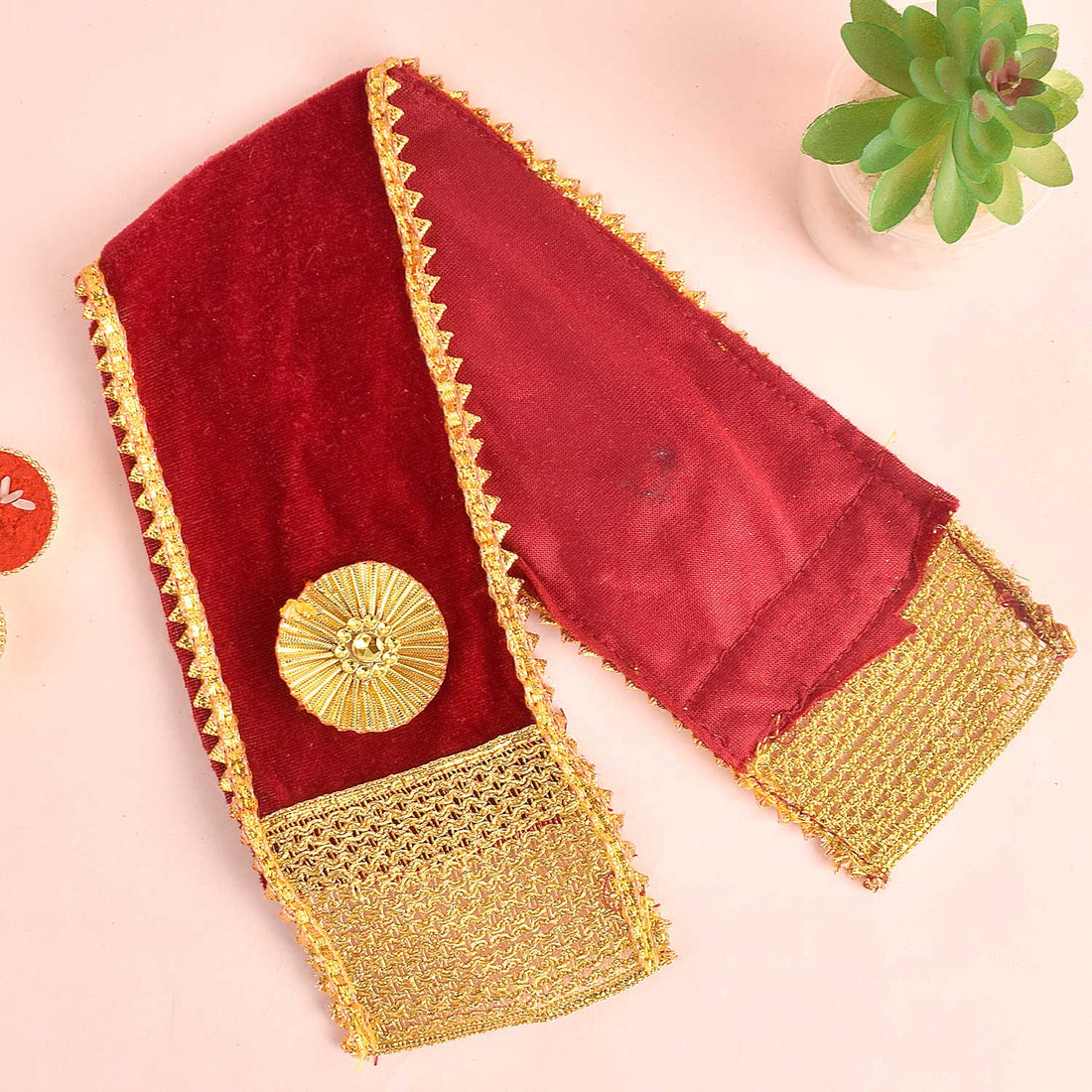 Graceful maroon Patka Dupatta| India’s Largest Pooja Accessories Brand – www.satvikstore.in