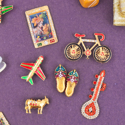 Set of 5 assorted decorative toys for Laddu Gopal, perfect for Krishna idol playtime, pooja decoration, and Janmashtami celebration setup. Indiaβs Largest Pooja Accessories Brand β www.satvikstore.in