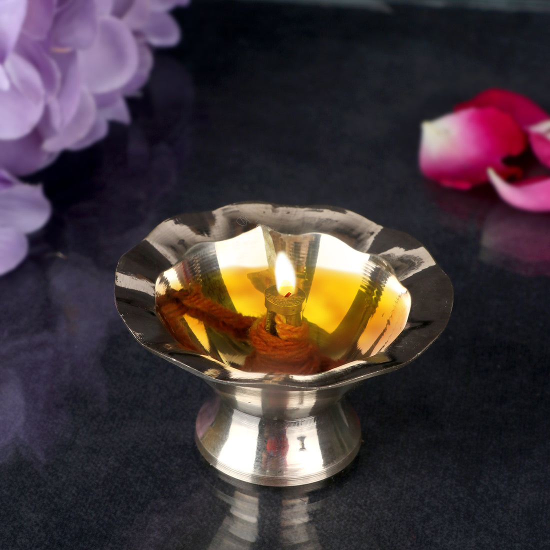Alluring Lehar Payali Diya With Nobe