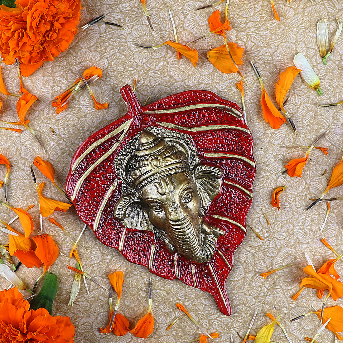 1 Pc Lord Ganesh Face on Leaf Patta Wall Hanging - Red