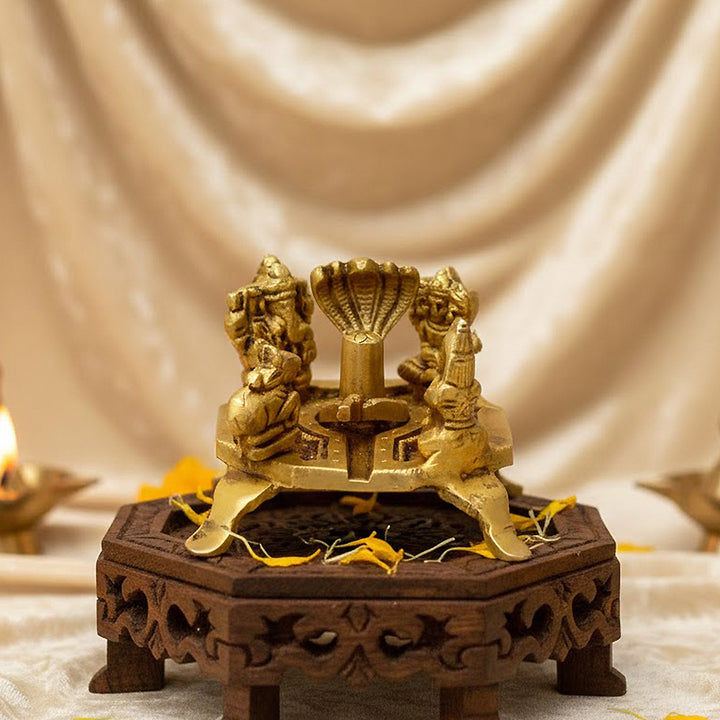 2 Inch Divine Brass Shiv Parivaar with Shivling – Miniature Lord Shiva Family Idol for Home Temple, Car Dashboard, and Spiritual Decor. No.1 Brass Idol Store www.satvikstore.in 