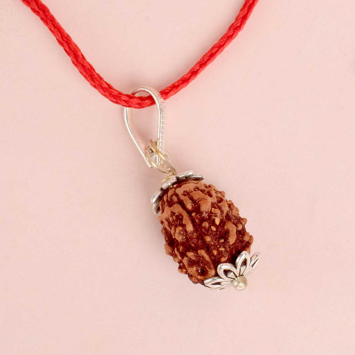 Certified 3 Mukhi Rudraksha Pendant with metal cap for strength and clarity. India’s Premium Rudraksha Jap Mala Store- www.satvikstore.in