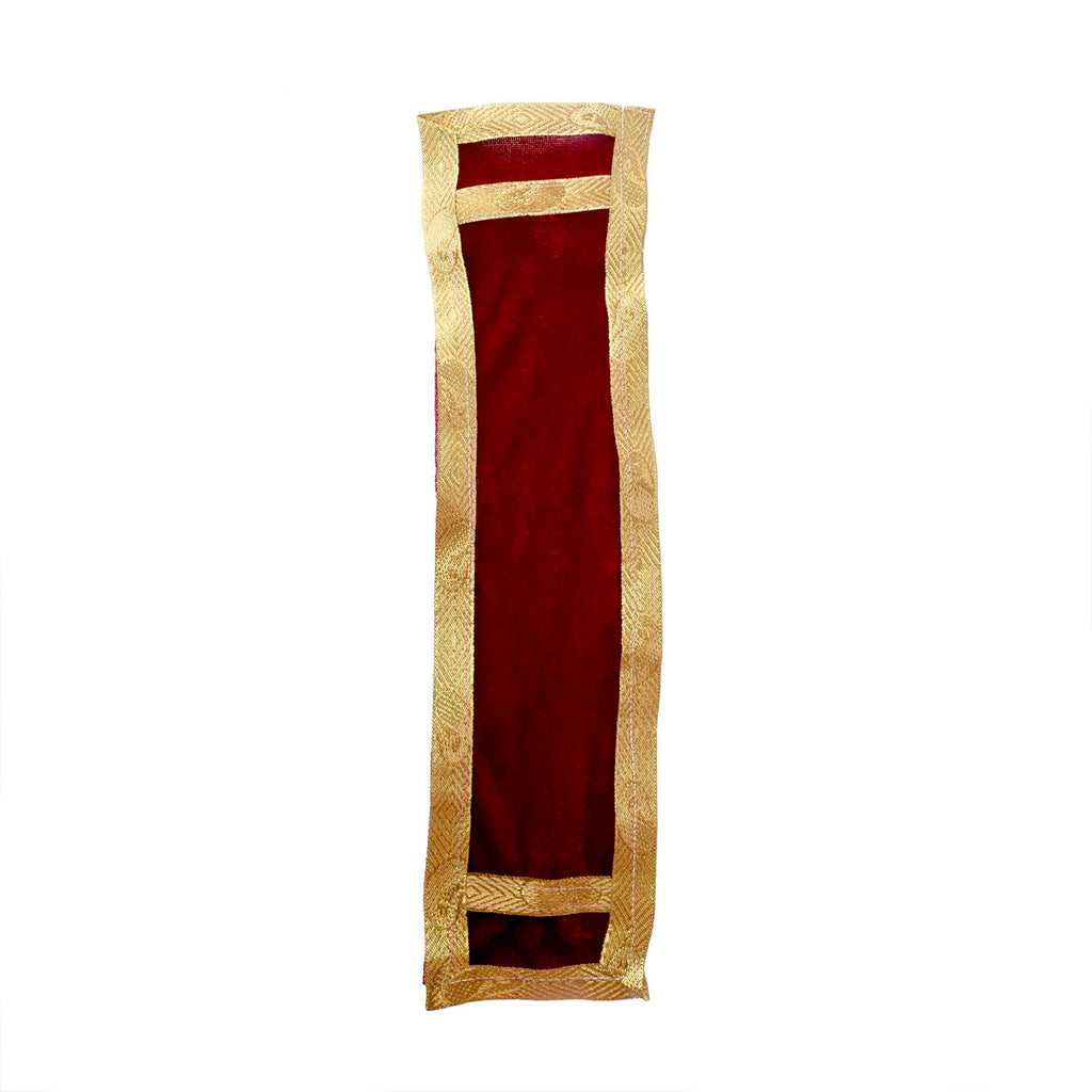 Elegant maroon Patka/Duppata/Angvastra in 15 and 22-inch sizes, offering a luxurious and regal touch for adorning Ganesh idols during the festival. India’s Largest Pooja Accessories Brand – www.satvikstore.in
