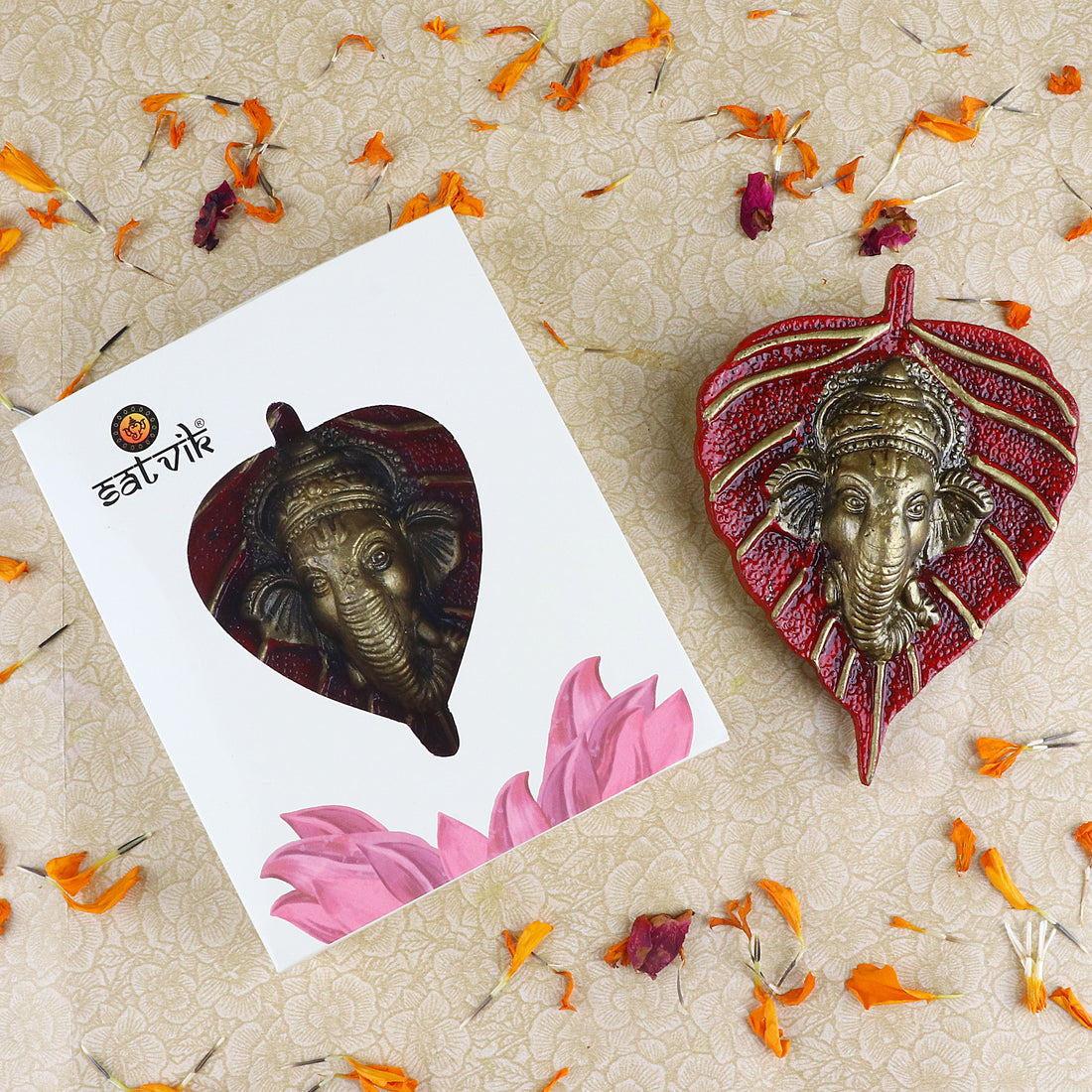 1 Pc Lord Ganesh Face on Leaf Patta Wall Hanging - Blue